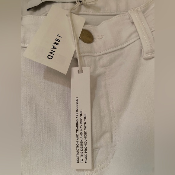 J Brand - Women's 9326 Cropped Skinny
Distressed Jeans (white-size 28) - Picture 4 of 8